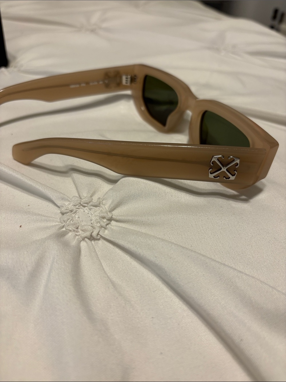Off-White Black Box with White Off-White Branding - Picture 6 of 7